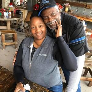 Meet your Posher, Sharon